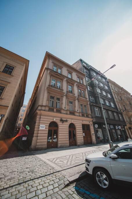 Opletal Apartment Prag