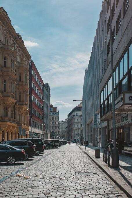 Opletal * Prag